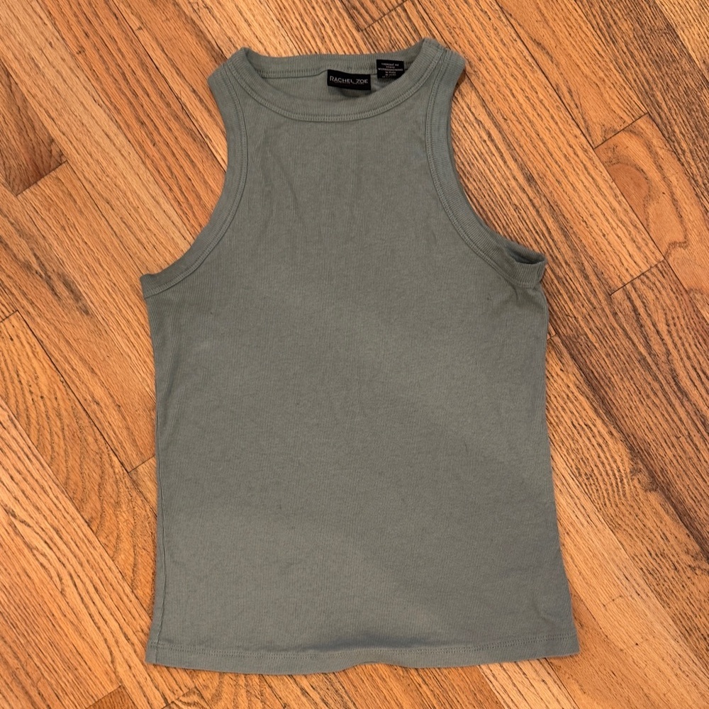Stylish Women's Tank Tops - Black, Green, Cream, and More Size: Medium - Picture 8 of 8